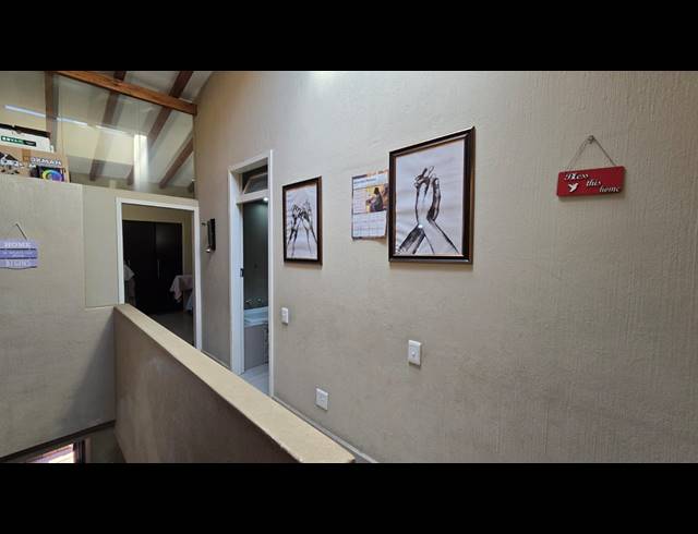 2 BEDROOM SECTIONAL TITLE FOR SALE IN THE HILL